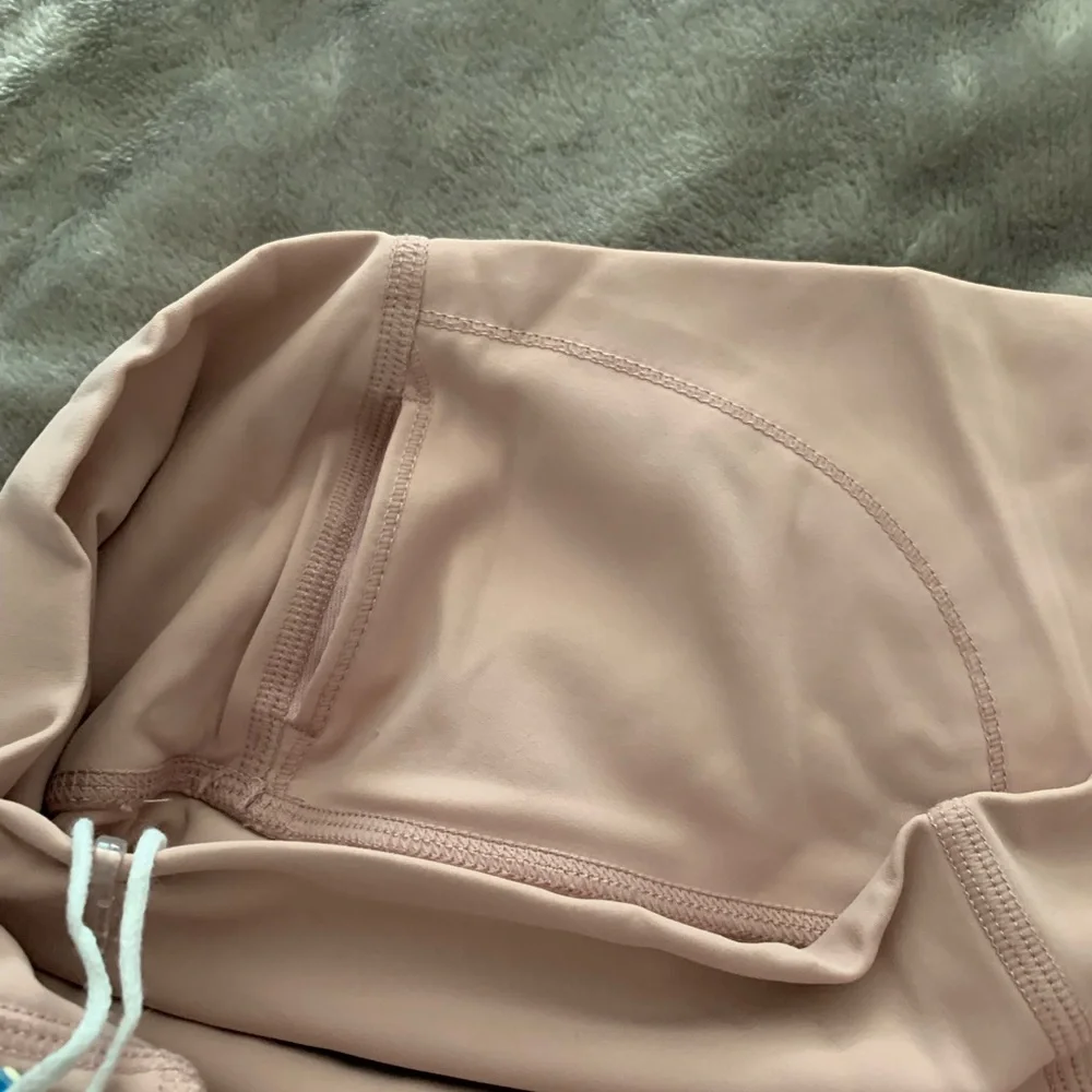 BNWT pink Leggings - Picture 6 of 8